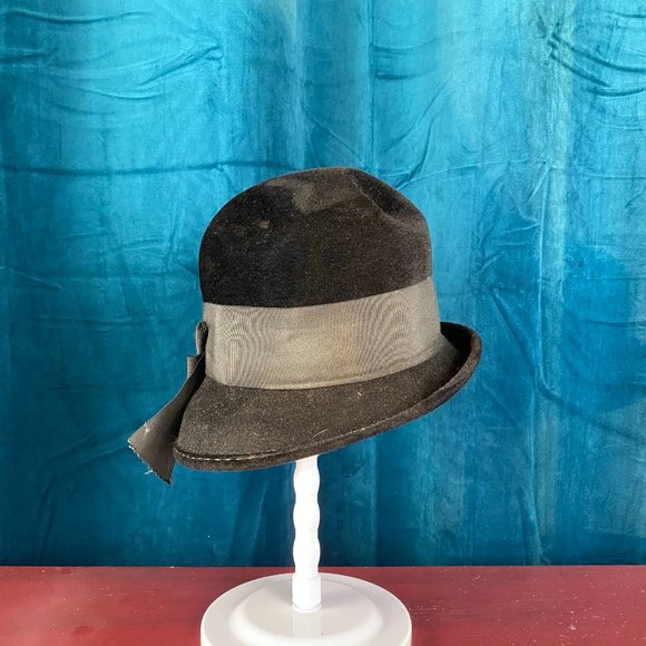 Peachbloom Velour Vintage 40\'s Cloche Style Hat